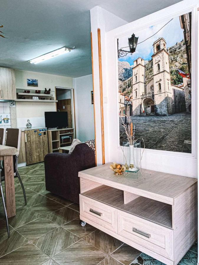 Apartment Near The Old Town Of Kotor Cattaro Esterno foto